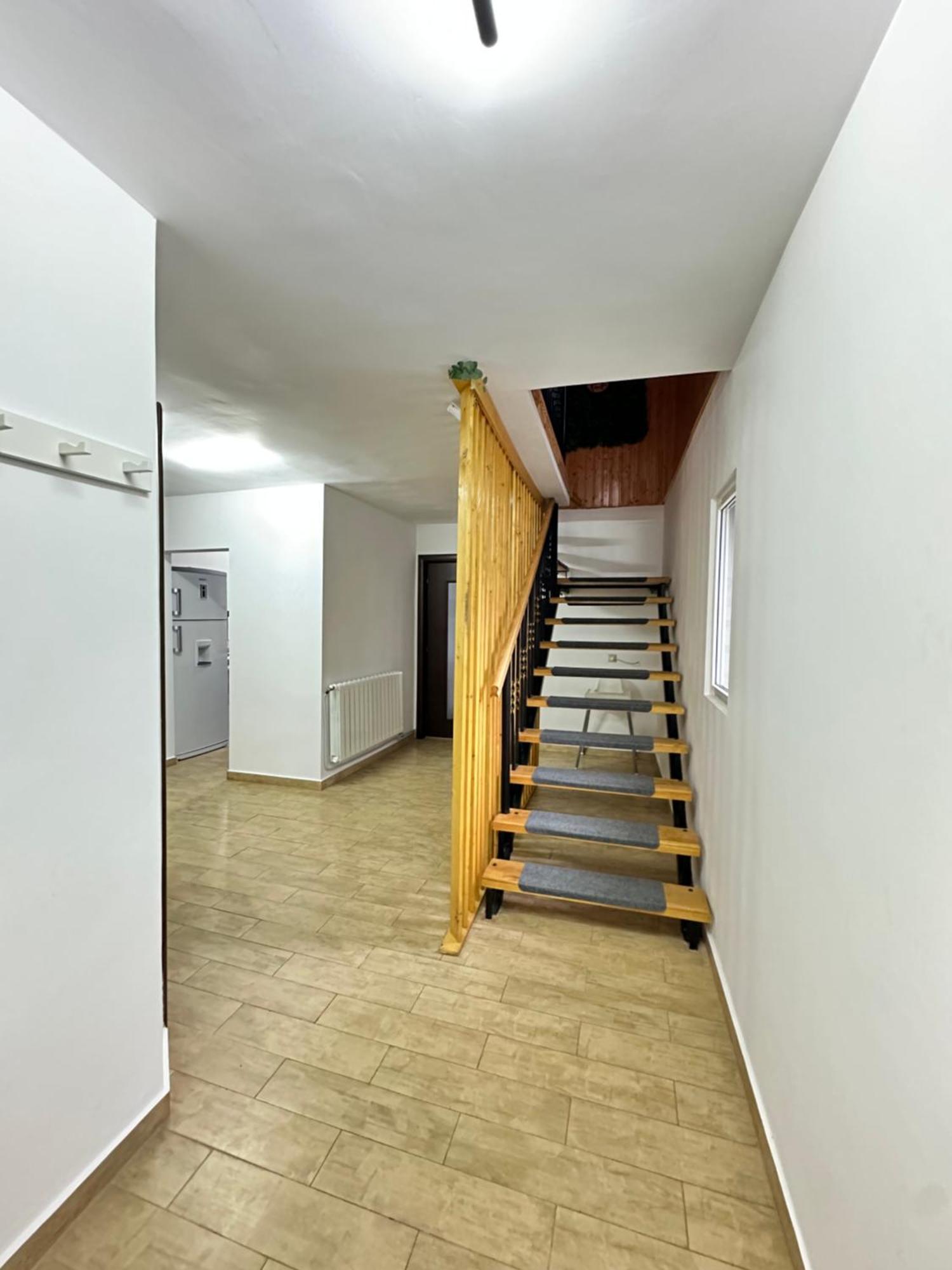 Вілла Prater House Mountain View Моєчу-де-Жос Екстер'єр фото